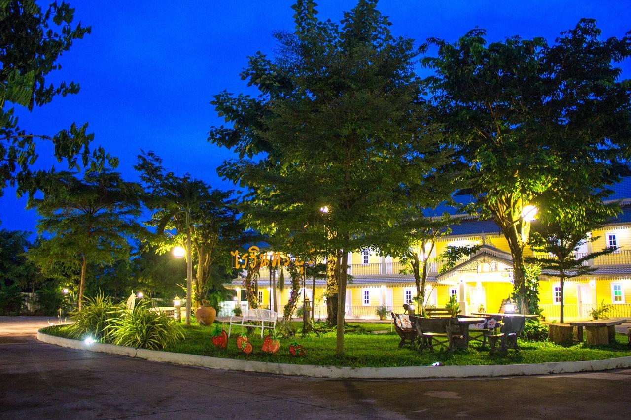 Raiwin Buri Resort Phrae Buitenkant foto