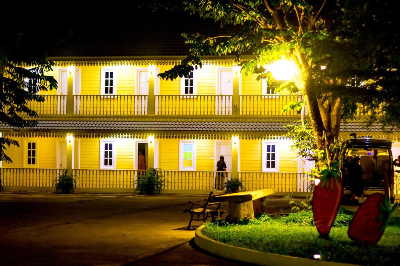 Raiwin Buri Resort Phrae Buitenkant foto